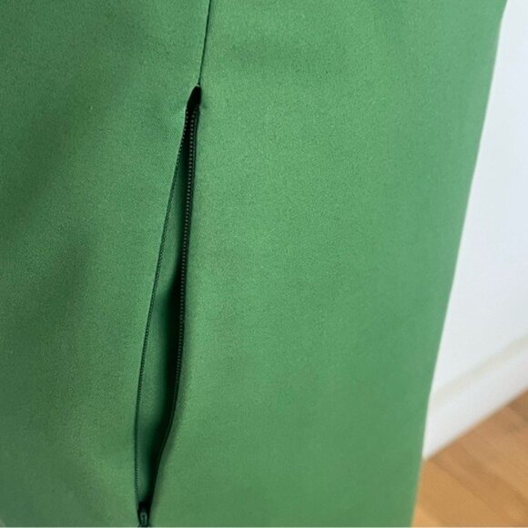 AKRIS for Bergdorf Goodman Green Pencil Skirt Size 4 - Picture 5 of 7